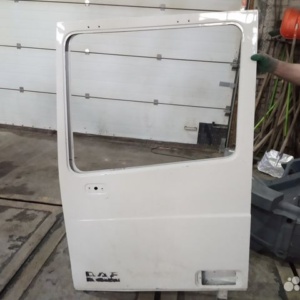 Левая дверь DAF 95,105